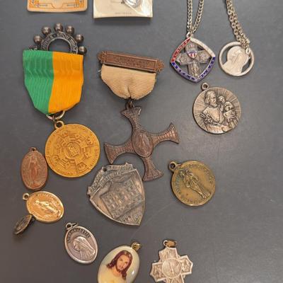 Vintage Religious Medals & Pendants