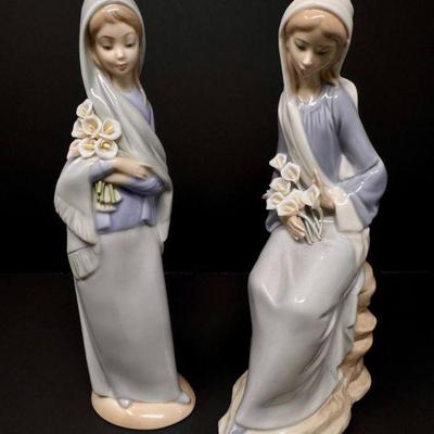 Pair of Lladro Porcelain Figurines – Girls w/ Lilies – Made in Spain	