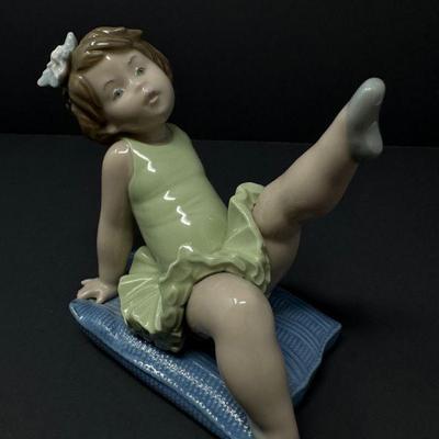 Lladro 1980 'Ballet Girl' Porcelain Figurine	