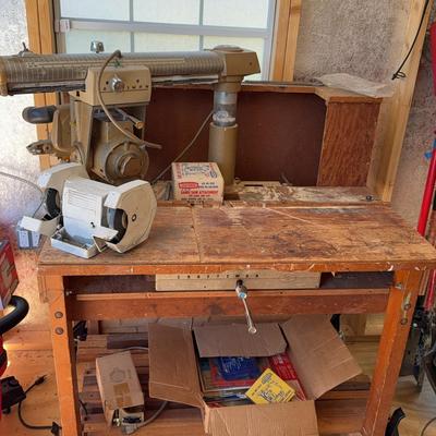 Craftsman Radial 100 Saw With Table