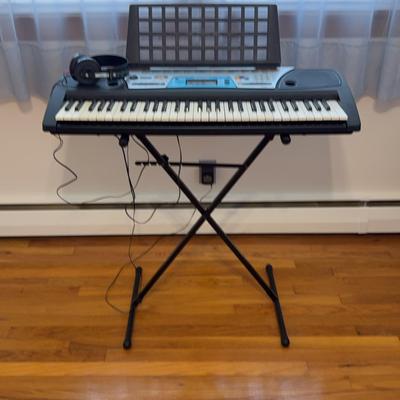 Yamaha PSR – 170 Keyboard