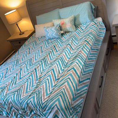 Gray Wooden Sleigh Style Bedframe W/ Drawers. 