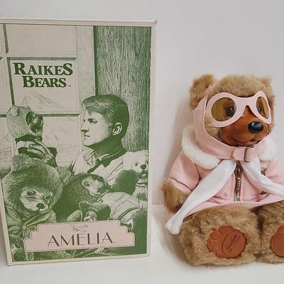 Raikes Bear Amelia