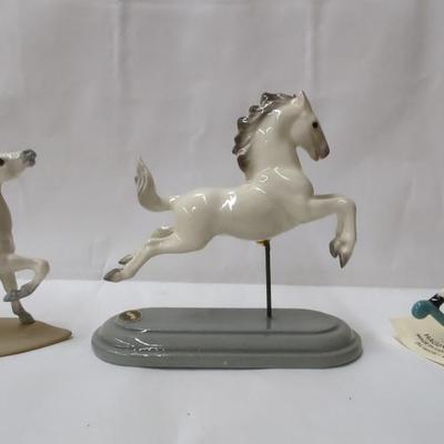 Hahen-Renaker Horses