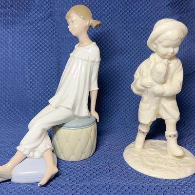 Lladro Girl With Mother Shoe And Lennox Rainy Day