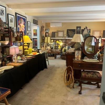 Estate sale photo