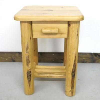Red Cedar Live Wood Side Table