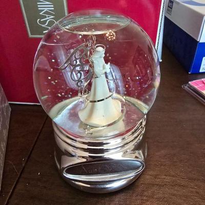 Water globe