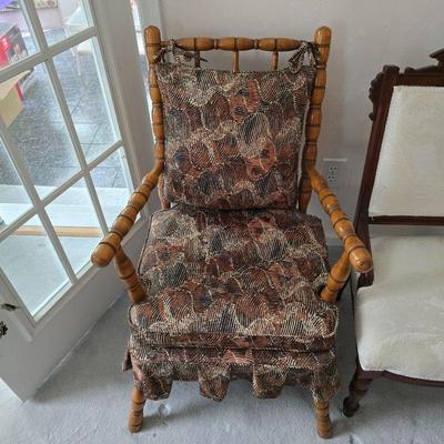 Cushioned Americana chair