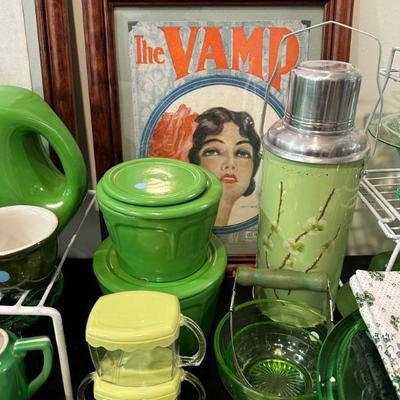 Vaseline Uranium glass