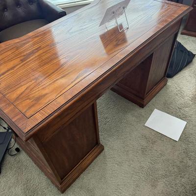 Desk 55 X 27