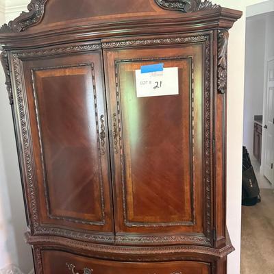 Armoire 22 x 48 by 7’6”