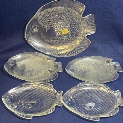 Arcoroc Fish Platter And Plates, 7 Pcs