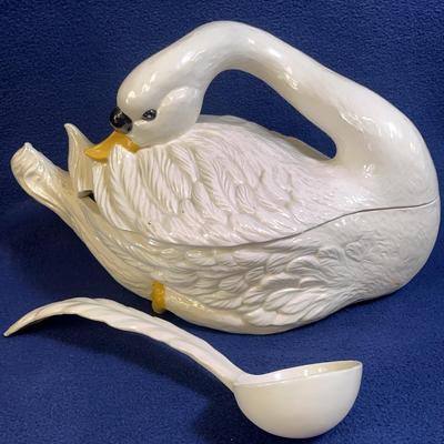 Vintage Ceramic Swan Soup Tureen W/ Feather Ladle 