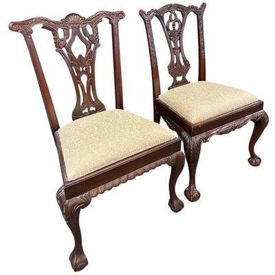 PAIR CHIPPENDALE STYLE BALL & CLAW CHAIRS $150

2 Chippendale Style Mahogany Ball & Claw Arm Chairs with cream upholstery.. Each...