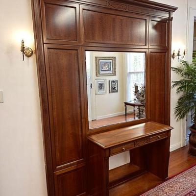 20th c ENTRANCE / HALL CONSOLE WITH BEVELED MIRROR $925

93" h x 76" w Console: 41.75" Long x 31" h x 12.5" deep