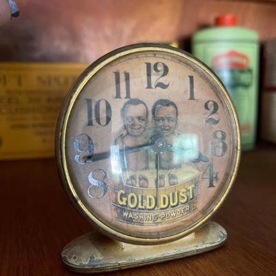 Old clock 