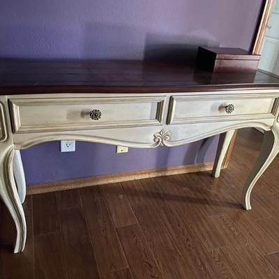 Sofa table 