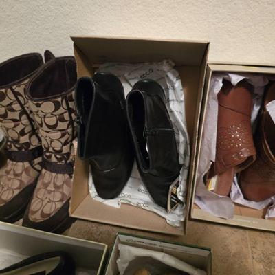 Sale Photo Thumbnail #220