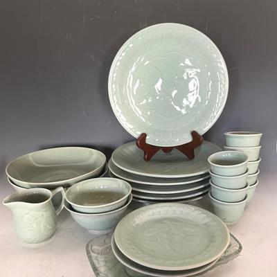 Chinese Celadon Porcelain Dinnerware 