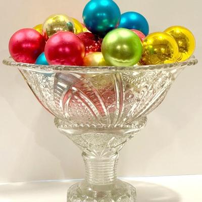 Vintage Shiny Brite Ornaments With Pedestal Punch Bowl
