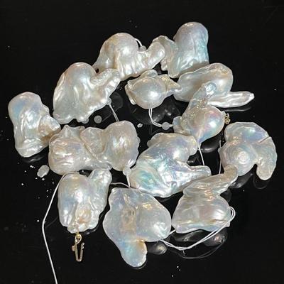 14K Gold 14 Baroque Pearl Necklace “As Is”