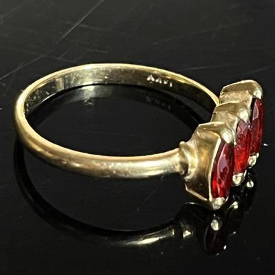 14K Yellow Gold 3 Garnet Ring