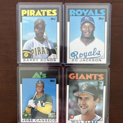 1986 Topps Traded Baseball Complete Set.  Bo Jackson, Barry Bonds, and Jose Conseco Rookies