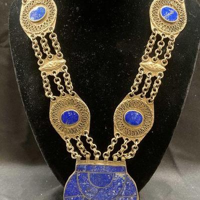 Vintage Silver Tn Stone Pendant Necklace
