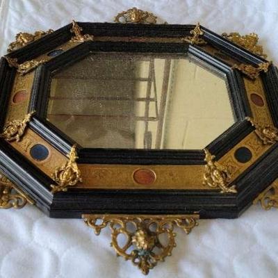 ANTIQUE OCTAGONAL MIRROR FRAME 