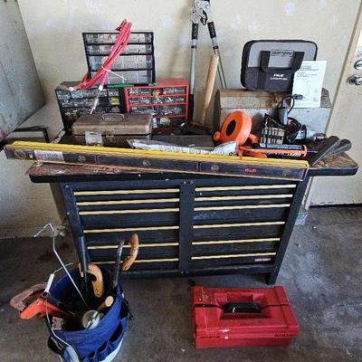 LARGE 12 DRAWER CRAFTSMAN TOOLBOX AND ALL CONTENTS