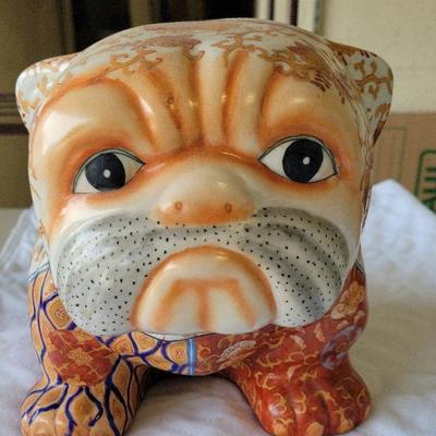 ADORABLE ASIAN-INSPIRED BULLDOG