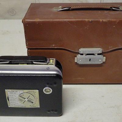 VINTAGE CINE-KODAK EIGHT MODEL 90 FILM MOVIE CAMERA