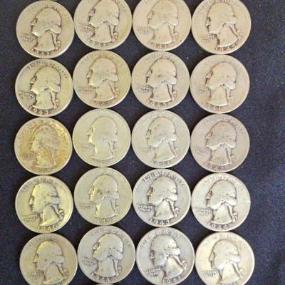 43 SILVER QUARTERS FROM THE 1930'S, 1940'S AND A STANDING LIBERTY QUARTER