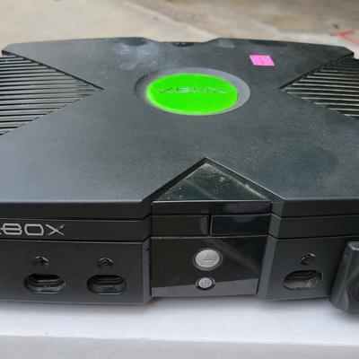 ORIGINAL XBOX CONSOLE (NO POWER CORD)