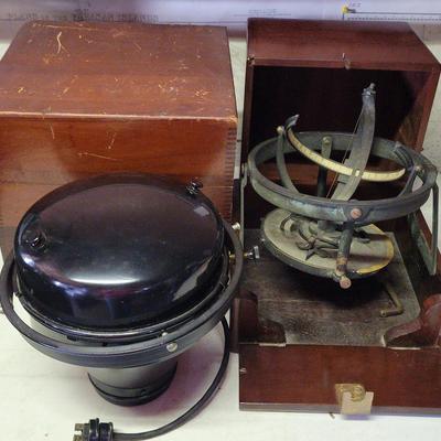 NAUTICAL SPOTLIGHT AND AZIMUTH SUNDIAL