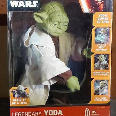 STAR WARS LEGENDARY JEDI MASTER YODA