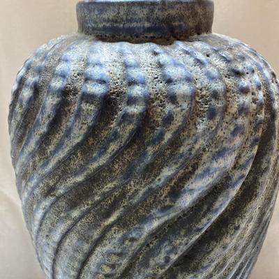 Large Peter’s Pottery Swirl Vase 