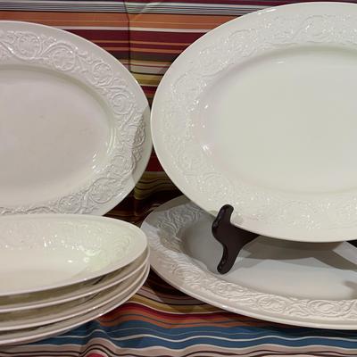 Wedgwood Patrician Serving Platters And Bowls 