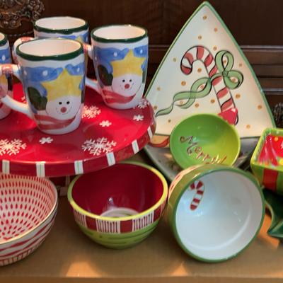 Holiday Serving Pieces 