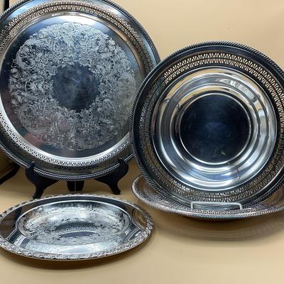 WM Rogers Silver Plate Serving Pieces 