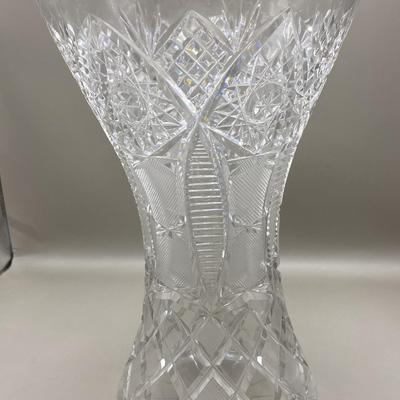 Clear Vase With Cut Glass