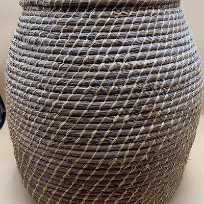 Hand Wooven Straw Lidded Basket 