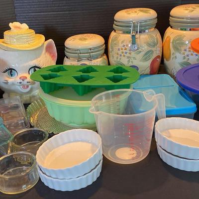 Vintage Cookie Jar, Tupperware & Canisters