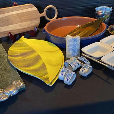 Marble, Ceramic, Porcelain And Wood Kitchen Items