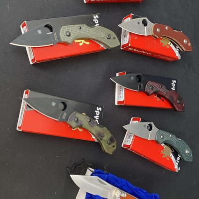 Pocket Knives Featuring Spyderco 