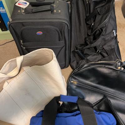 Luggage And Bags Featuring American Tourister