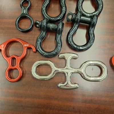 Climbing Equipment - 4 Rings Figure 8 Climbing Desender - WLL=4,600 Sherrill Tree Ring 