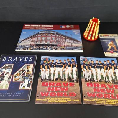 Hallowed Ground 2012 Calendar -Braves Magazine Special Edition - Braves New World 