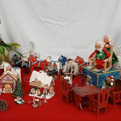 Some Vintage and Handmade Christmas Decor